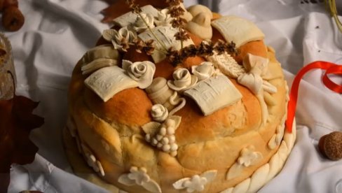 NAPRAVITE SAVRŠENE UKRASE ZA SLAVSKI KOLAČ: Iz manastira stižu saveti sa kojima ne možete pogrešiti