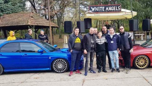 POMOĆ ZA ALEKSANDRA: Humanitarna izložba tjuniranih automobila u Paraćinu (FOTO) POMOĆ ZA ALEKSANDRA: Humanitarna izložba tjuniranih automobila u Paraćinu (FOTO)