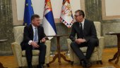 VUČIĆ RAZGOVARA SA LAJČAKOM: Počeo sastanak u Beogradu