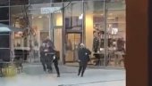 HAOS U NEMAČKOJ: Policija pucala na muškarca, prolaznici sve snimili telefonom (VIDEO) HAOS U NEMAČKOJ: Policija pucala na muškarca, prolaznici sve snimili telefonom (VIDEO)