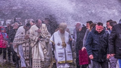 OBOREN REKORD PO BROJU UČESNIKA: Međunarodna izložba fotografija „Pravoslavlje na internetu“ u Beočinu OBOREN REKORD PO BROJU UČESNIKA: Međunarodna izložba fotografija „Pravoslavlje na internetu“ u Beočinu