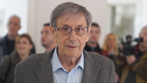ŽARKO JE BIO KOLIKO ČOVEK, TOLIKO I GLUMAC: Zdravko Šotra se oprostio od Lauševića ŽARKO JE BIO KOLIKO ČOVEK, TOLIKO I GLUMAC: Zdravko Šotra se oprostio od Lauševića