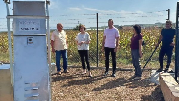 ДОБИЛИ НАДОКНАДЕ ТРАЖЕ - РАКЕТЕ: Противградни стрелци у Трстенику о години која се ускоро завршава ДОБИЛИ НАДОКНАДЕ ТРАЖЕ - РАКЕТЕ: Противградни стрелци у Трстенику о години која се ускоро завршава