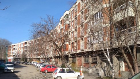 BORBA PROTIV KRVOPIJA: Sutra suzbijanje komaraca u stambenim zgradama u Požarevcu BORBA PROTIV KRVOPIJA: Sutra suzbijanje komaraca u stambenim zgradama u Požarevcu