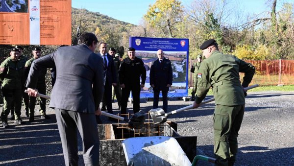 НИЧЕ НОВА ЗГРАДА ЖАНДАРМЕРИЈЕ: Министар Гашић положио камен темељац (ФОТО) НИЧЕ НОВА ЗГРАДА ЖАНДАРМЕРИЈЕ: Министар Гашић положио камен темељац (ФОТО)