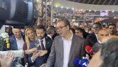 VUČIĆ DOMAĆIN VINSKE VIZIJE OTVORENOG BALKANA: Predsednik sa gostima na otvaranju Drugog međunarodnog sajma vina (FOTO/VIDEO)