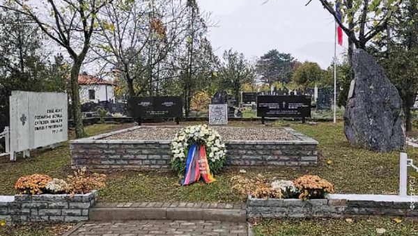 ДА ОБЕЛЕЖЈЕ БУДЕ ИЗНАД КОСТИЈУ НАШИХ ЈУНАКА: Удружење Срба са КиМ осудило померања спомен-плоче српским војницима у Приштини ДА ОБЕЛЕЖЈЕ БУДЕ ИЗНАД КОСТИЈУ НАШИХ ЈУНАКА: Удружење Срба са КиМ осудило померања спомен-плоче српским војницима у Приштини