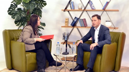ОТИСАК Министар финансија Синиша Мали у подкасту Новости о важним економским питањима (ВИДЕО) ОТИСАК Министар финансија Синиша Мали у подкасту Новости о важним економским питањима (ВИДЕО)