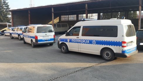 ZBOG KORUPCIJE UHAPŠENO I OSAM CARINIKA I POLICAJACA RS: U akciji Divič lisice za 11 osoba, Tužilaštvo BiH zatražilo pritvor