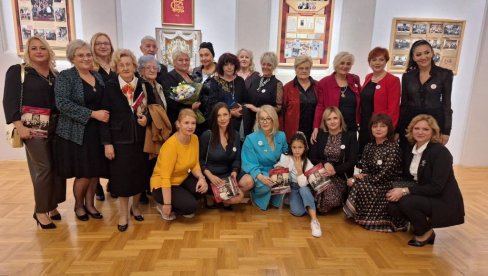 KOLO SRPSKIH SESTARA U KRUŠEVCU DOBILO HIMNU : Sutra organizuju posebno donatorsko veče (FOTO) KOLO SRPSKIH SESTARA U KRUŠEVCU DOBILO HIMNU : Sutra organizuju posebno donatorsko veče (FOTO)