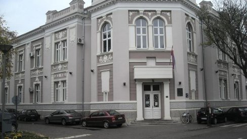VELIKO GRADIŠTE POMAŽE NOVČANO BUDUĆE AKADEMCE: Odobrene opštinske stipendije za devet studenata VELIKO GRADIŠTE POMAŽE NOVČANO BUDUĆE AKADEMCE: Odobrene opštinske stipendije za devet studenata