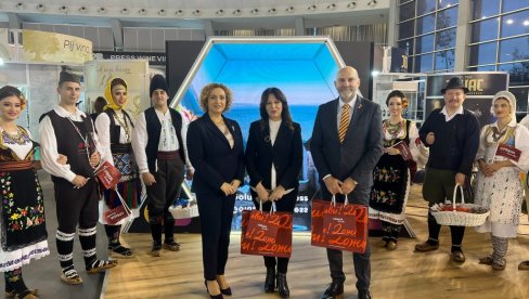 WINE VISION BY OPEN BALKAN: Beograd ponovo domaćin međunarodnog sajma vina, hrane i turizma od 16. do 19. novembra (FOTO) WINE VISION BY OPEN BALKAN: Beograd ponovo domaćin međunarodnog sajma vina, hrane i turizma od 16. do 19. novembra (FOTO)