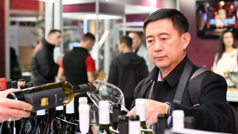 ЗА СВЕ ЉУБИТЕЉЕ ДОБРОГ ВИНА: Манифестација Винска визија отвореног Балкана гаранција квалитета и доброг укуса (ФОТО)