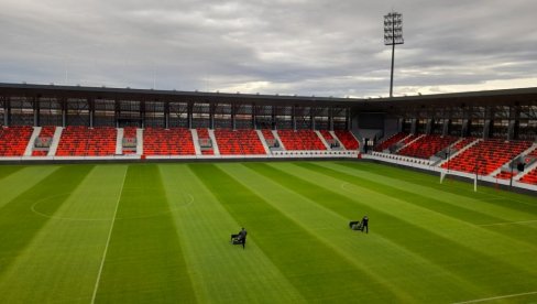 LESKOVČANI SPREMNI ZA UTAKMICU NAŠE REPREZENTACIJE: Proverava se svaki detalj pred dan koji će uću u anale grada na Veternici LESKOVČANI SPREMNI ZA UTAKMICU NAŠE REPREZENTACIJE: Proverava se svaki detalj pred dan koji će uću u anale grada na Veternici