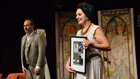 FESTIVAL MALIH POZORIŠNIH FORMI: Nagrade žirija i publike Tanji Bošković i Vesni Stanković FESTIVAL MALIH POZORIŠNIH FORMI: Nagrade žirija i publike Tanji Bošković i Vesni Stanković