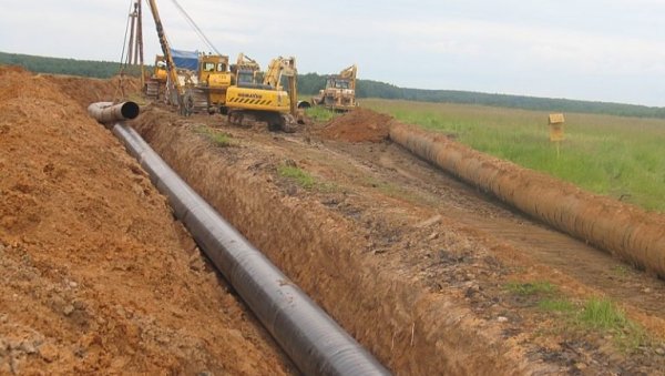 СВИ УМРЕЖЕНИ У НАРЕДНЕ ДВЕ ГОДИНЕ: Још три села општине Деспотовац добила гас СВИ УМРЕЖЕНИ У НАРЕДНЕ ДВЕ ГОДИНЕ: Још три села општине Деспотовац добила гас