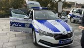ODVEZAO OTKLJUČAN AUTO: Uhapšen mladić (19) iz okoline Nove Crnje ODVEZAO OTKLJUČAN AUTO: Uhapšen mladić (19) iz okoline Nove Crnje