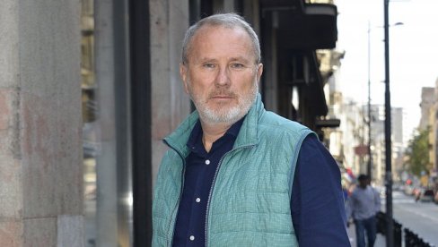 BUNT JE VELIKA METAFORA: Intervju - Đorđe Sibinović, pisac BUNT JE VELIKA METAFORA: Intervju - Đorđe Sibinović, pisac