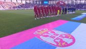 SJAJNA ATMOSFERA U LESKOVCU: Himna Bože pravde se orila na stadionu Dubočica (VIDEO) SJAJNA ATMOSFERA U LESKOVCU: Himna Bože pravde se orila na stadionu Dubočica (VIDEO)