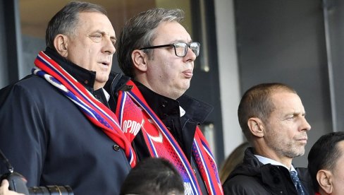VELIKA PODRŠKA ZA ORLOVE: Predsednik Aleksandar Vučić bodri Srbiju u Leskovcu (FOTO) VELIKA PODRŠKA ZA ORLOVE: Predsednik Aleksandar Vučić bodri Srbiju u Leskovcu (FOTO)