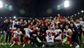 FOTO-PRIČA IZ LESKOVCA: Ovako se slavio plasman Srbije na Evropsko prvenstvo u fudbalu FOTO-PRIČA IZ LESKOVCA: Ovako se slavio plasman Srbije na Evropsko prvenstvo u fudbalu