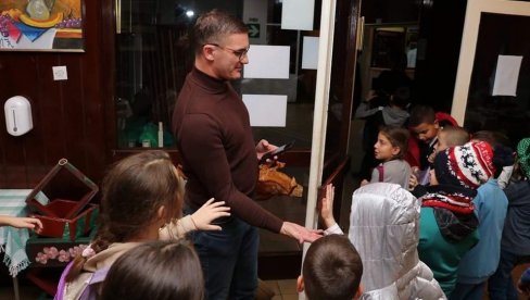 UČENICI UŽIVAJU NA TARI: Nova grupa obrenovačkih osnovaca boravi na besplatnoj rekreativnoj nastavi UČENICI UŽIVAJU NA TARI: Nova grupa obrenovačkih osnovaca boravi na besplatnoj rekreativnoj nastavi