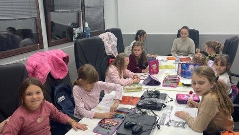 BESPLATNA ŠKOLA ENGLESKOG: Nastavak edukativnih programa na Zvezdari BESPLATNA ŠKOLA ENGLESKOG: Nastavak edukativnih programa na Zvezdari