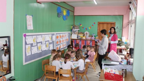 МОЈ СВЕТ ЗА МАЛИШАНЕ: Креативна радионица КЦ Рибница у краљевачком вртићу МОЈ СВЕТ ЗА МАЛИШАНЕ: Креативна радионица КЦ Рибница у краљевачком вртићу