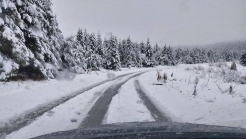 ZABELELO SE U SRBIJI: Pahulje veju još od sinoć, evo u kojim delovima naše zemlje se već formirao snežni pokrivač (FOTO/VIDEO)