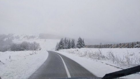 DANAS JE ZVANIČNO POČELA ZIMA: Svi se pitaju samo jedno - kada možemo očekivati sneg? DANAS JE ZVANIČNO POČELA ZIMA: Svi se pitaju samo jedno - kada možemo očekivati sneg?