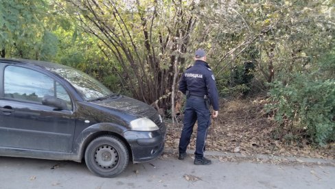 IZBO CIMERA POSLE SVAĐE? Beskućniku Bogoljubu F. (47) osumnjičenom za teško ubistvo određen pritvor do 30 dana IZBO CIMERA POSLE SVAĐE? Beskućniku Bogoljubu F. (47) osumnjičenom za teško ubistvo određen pritvor do 30 dana
