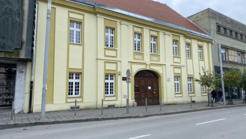 DRAGULJ KOJI MOŽE DA SE GLEDA SAMO 5 MINUTA: Vredan artefakt se nalazi u ovom mestu u Srbiji i napokon se može videti DRAGULJ KOJI MOŽE DA SE GLEDA SAMO 5 MINUTA: Vredan artefakt se nalazi u ovom mestu u Srbiji i napokon se može videti