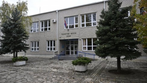 POZNATO STANJE IZBODENOG UČENIKA IZ ŽELEZNIKA: Nadležni ispituju motiv zločina POZNATO STANJE IZBODENOG UČENIKA IZ ŽELEZNIKA: Nadležni ispituju motiv zločina