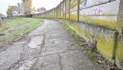 NOVOSTI NA LICU MESTA: Ovde je izboden učenik Tehničke škole u Železniku (FOTO)