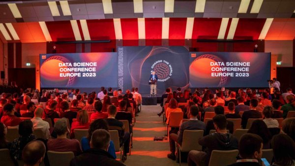 Конференција DSC Europe о вештачкој интелигенцији у Сава Центру Конференција DSC Europe о вештачкој интелигенцији у Сава Центру