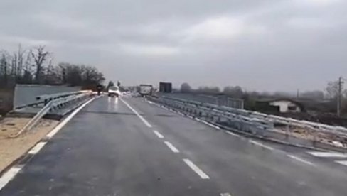 PROJEKAT VREDAN 127 MILIONA DINARA: Pušten u saobraćaj novi most u Adranima kod Kraljeva (VIDEO) PROJEKAT VREDAN 127 MILIONA DINARA: Pušten u saobraćaj novi most u Adranima kod Kraljeva (VIDEO)