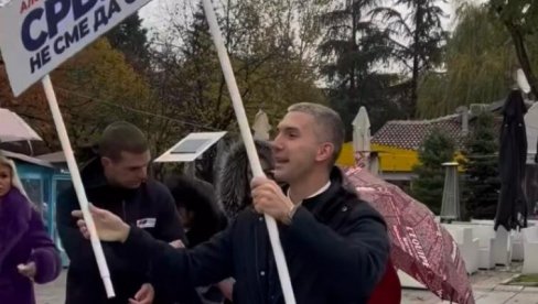 NAPAD NA ŠTAND SNS U NIŠU: Nasilnici nisu protiv nasilja već su protiv jake Srbije NAPAD NA ŠTAND SNS U NIŠU: Nasilnici nisu protiv nasilja već su protiv jake Srbije