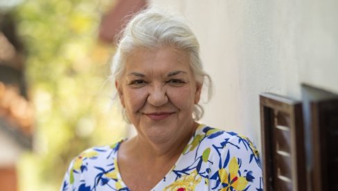 ZINAIDA DEDAKIN: Pustila sam da univerzum bira za mene, a najdraža uloga me tek čeka ZINAIDA DEDAKIN: Pustila sam da univerzum bira za mene, a najdraža uloga me tek čeka