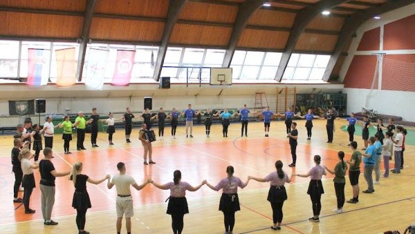 У Костолцу одржан семинар за фолклорце У Костолцу одржан семинар за фолклорце