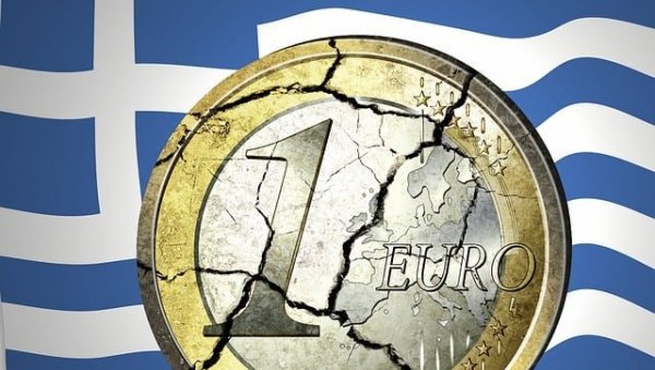 ГРЦИ ЗВАНИЧНО ДРУГИ НАЈСИРОМАШНИЈИ У ЕВРОПИ: Реалне плате у опадању упркос економском расту земље ГРЦИ ЗВАНИЧНО ДРУГИ НАЈСИРОМАШНИЈИ У ЕВРОПИ: Реалне плате у опадању упркос економском расту земље
