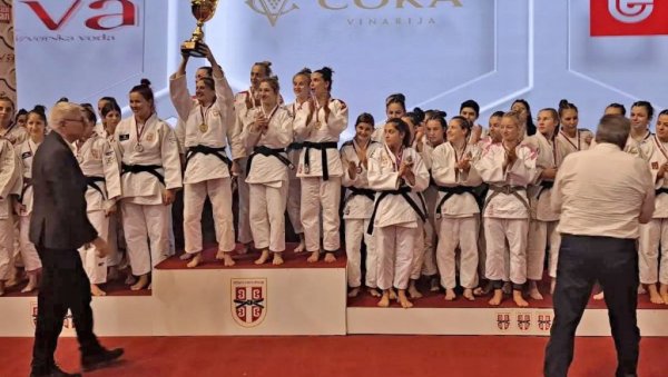 ПОНОС ЗРЕЊАНИНА: Џудисткиње Пролетера шампионке Србије, Звезда пала у финалу ПОНОС ЗРЕЊАНИНА: Џудисткиње Пролетера шампионке Србије, Звезда пала у финалу