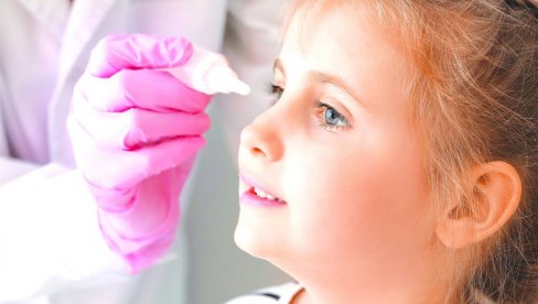PREHLADA NAPADA I OČI: Respiratorne infekcije se ne ispoljavaju samo na plućima, sinusima, ili grlu PREHLADA NAPADA I OČI: Respiratorne infekcije se ne ispoljavaju samo na plućima, sinusima, ili grlu