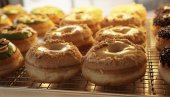 IZ BAKINE KUHINJE TOČAK KROFNE: Brzo i lako za pravljenje