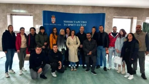OBEZBEĐENE KUĆE NA SELU: Krov nad glavom za još 14 somborskih porodica OBEZBEĐENE KUĆE NA SELU: Krov nad glavom za još 14 somborskih porodica