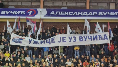 УЖИЦЕ ЈЕ УЗ ВУЧИЋА: Погледајте атмосферу пред митинг листе „Александар Вучић - Србија не сме да стане“ (ФОТО/ВИДЕО) УЖИЦЕ ЈЕ УЗ ВУЧИЋА: Погледајте атмосферу пред митинг листе „Александар Вучић - Србија не сме да стане“ (ФОТО/ВИДЕО)