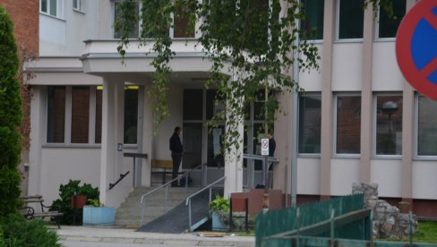 DOMAR I VOZAČ DOMA ZDRAVLJA PRIZNALI KRAĐU: Lož-ulje nađeno u privatnoj kući DOMAR I VOZAČ DOMA ZDRAVLJA PRIZNALI KRAĐU: Lož-ulje nađeno u privatnoj kući