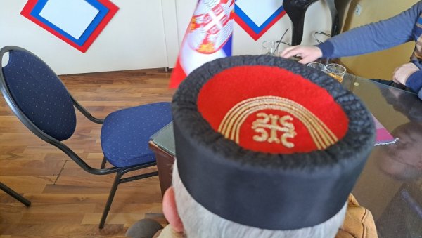 ДУАЛИЗАМ НА ПОПИСУ МОГУЋА ЗАМКА Из НСД упозоравају: Ако неко на листићу напише Црногорац-Србин, остаје први члан ДУАЛИЗАМ НА ПОПИСУ МОГУЋА ЗАМКА Из НСД упозоравају: Ако неко на листићу напише Црногорац-Србин, остаје први члан