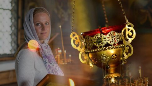 МНОГИ ВЕРНИЦИ ГРЕШЕ: Ево како се правилно кади кућа МНОГИ ВЕРНИЦИ ГРЕШЕ: Ево како се правилно кади кућа