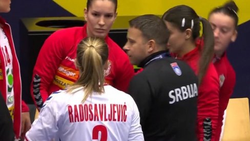PRESUDILA JE PROMENA KRITERIJUMA SUĐENJA! Selektor Uroš Bregar o novom porazu Srbije na Svetskom prvenstvu za rukometašice PRESUDILA JE PROMENA KRITERIJUMA SUĐENJA! Selektor Uroš Bregar o novom porazu Srbije na Svetskom prvenstvu za rukometašice