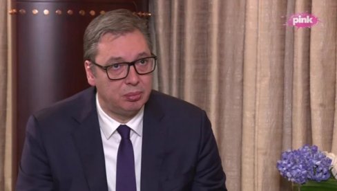 VUČIĆ IZ DUBAIJA: Predsednik se obratio javnosti - Ne znam da li trčim sprint ili maraton, meni je važno ko prvi prođe kroz cilj VUČIĆ IZ DUBAIJA: Predsednik se obratio javnosti - Ne znam da li trčim sprint ili maraton, meni je važno ko prvi prođe kroz cilj